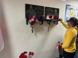 Благочинный Новоалександровского округа принял участие в открытии мемориальной доски выпускнику техникума, погибшему в ходе специальной военной операции